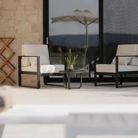Apartament Lovely With Pool Luxury Features And Great Sea Views *